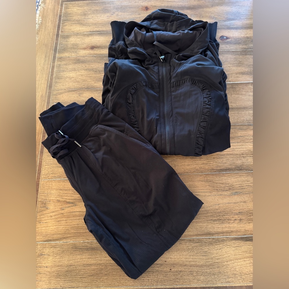 Lululemon 2pc jogger suit black
